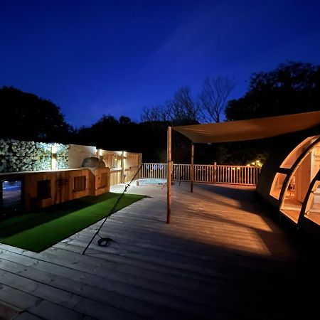 Sunrise Dome Tent Tenby Ngoại thất bức ảnh