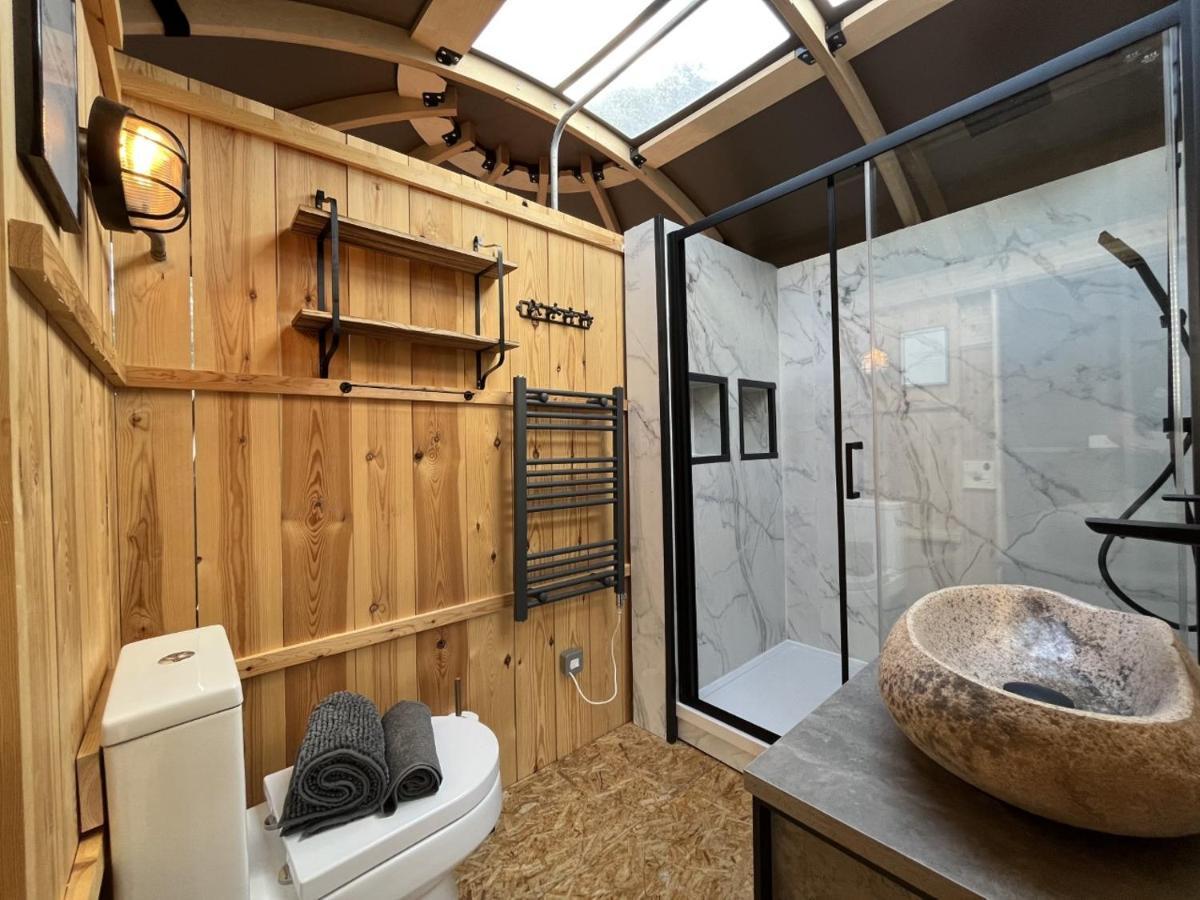 Sunrise Dome Tent Tenby Ngoại thất bức ảnh