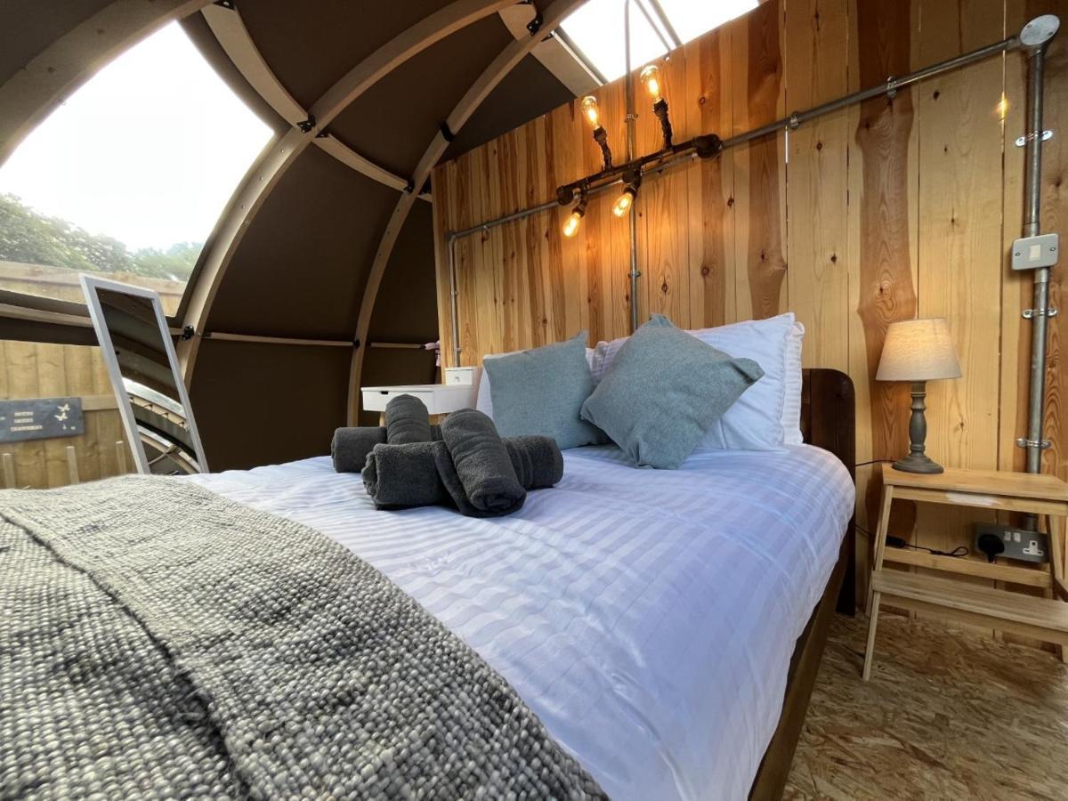 Sunrise Dome Tent Tenby Ngoại thất bức ảnh