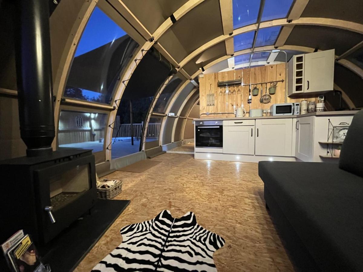 Sunrise Dome Tent Tenby Ngoại thất bức ảnh