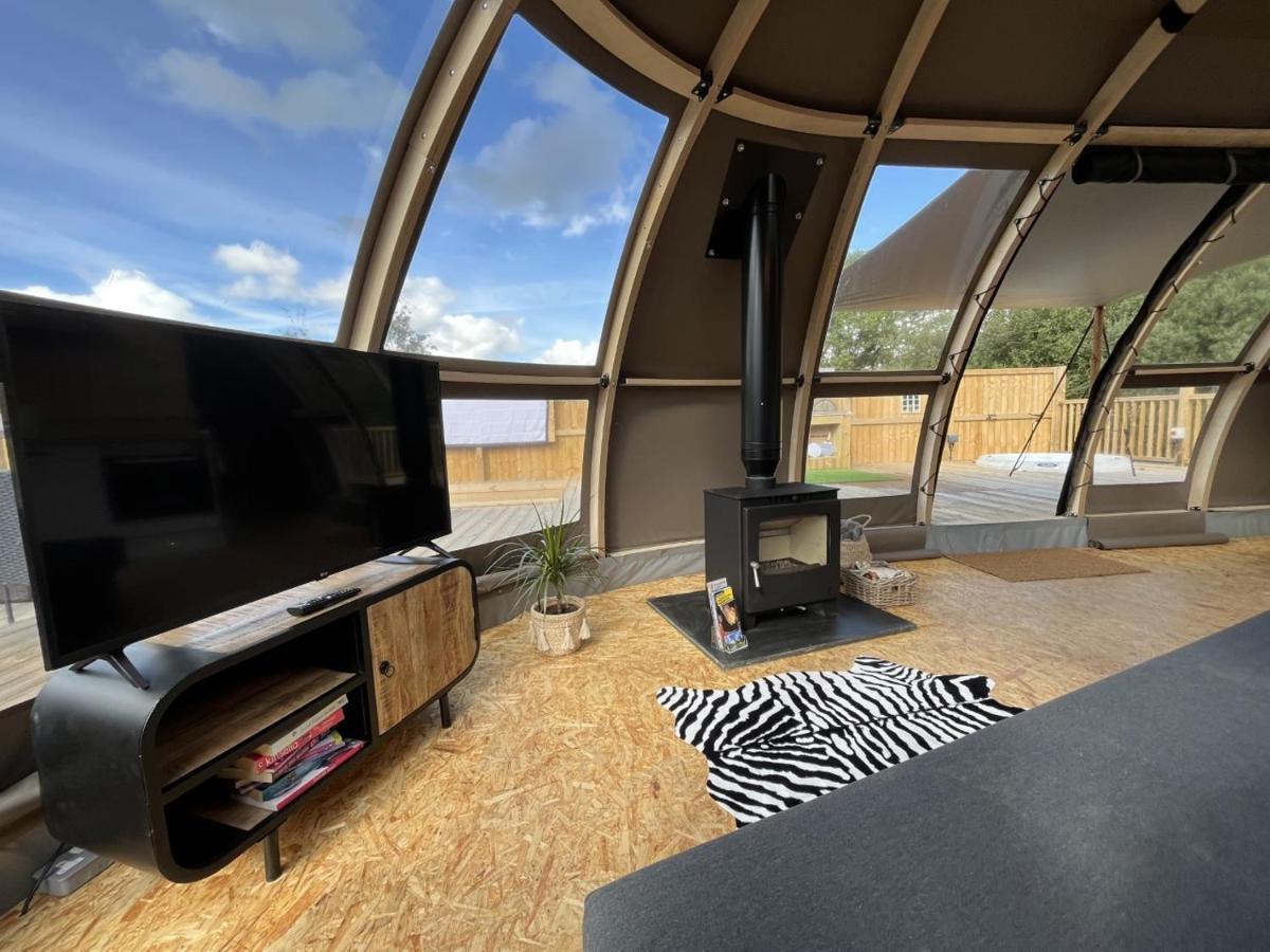 Sunrise Dome Tent Tenby Ngoại thất bức ảnh